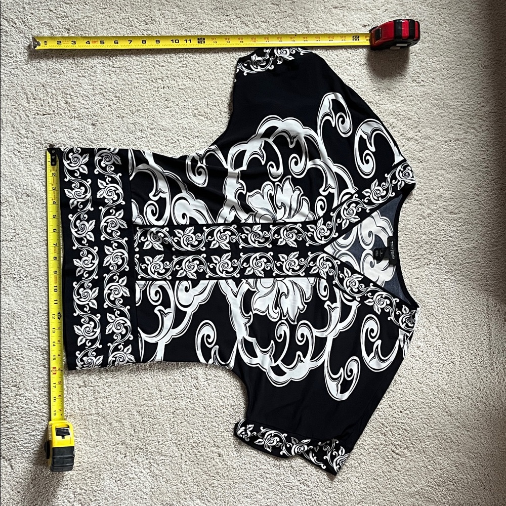White House Black Market Monochrome Swirl Top